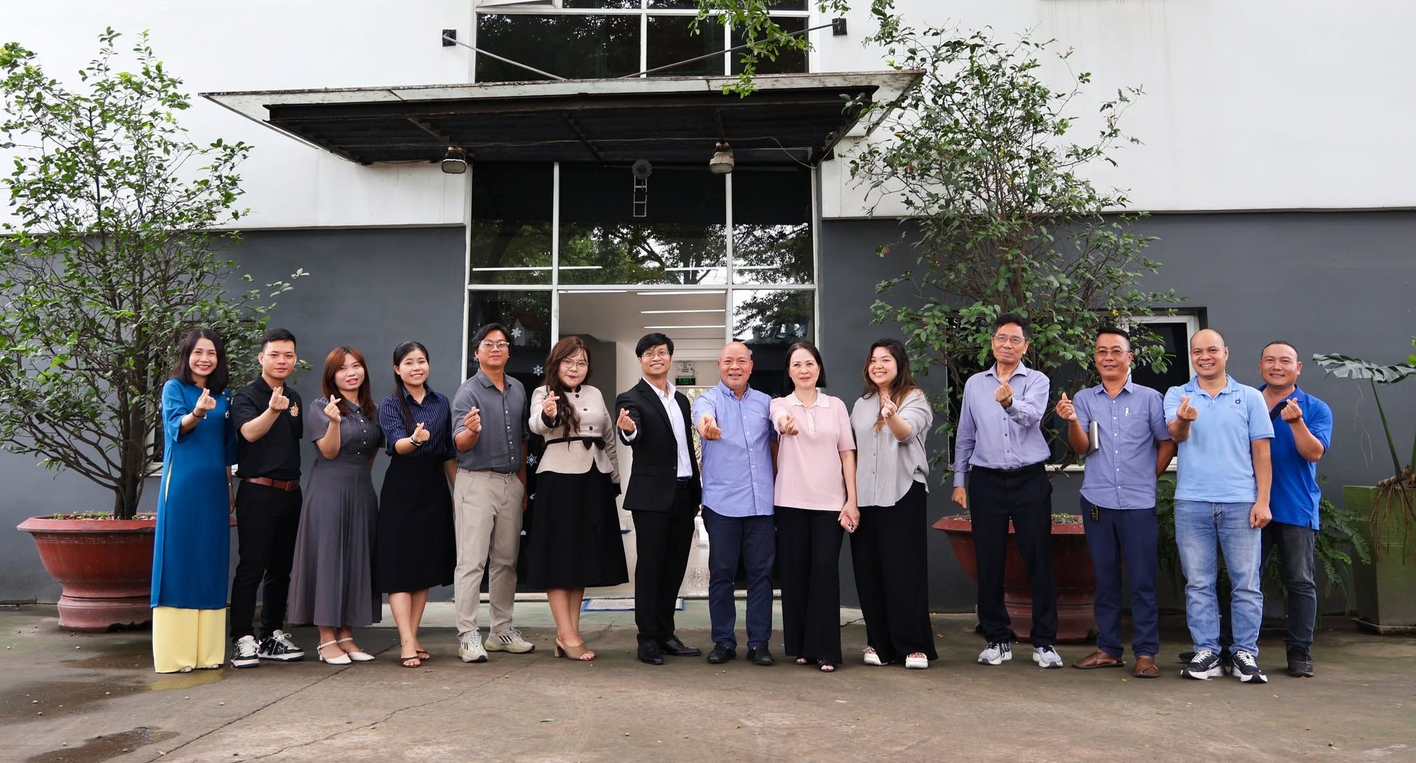 Đồng Tiến khởi động dự án triển khai Salesforce CRM cùng OMN1 Solution: Số hóa toàn diện Sales, Service và Procurement